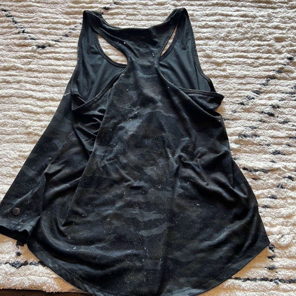 Camo tank top - Picture 3 of 3